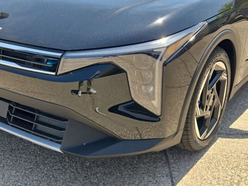 New 2026 Kia K4 EX FWD image 11