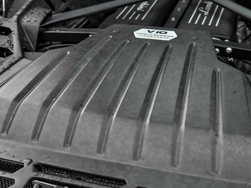 Used 2018 Lamborghini Huracan LP 580-2 image 39