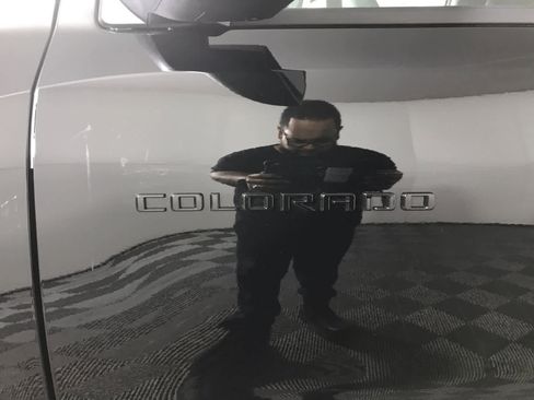 New 2026 Chevrolet Colorado W/T image 5