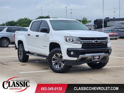 Used 2022 Chevrolet Colorado Z71 w/ Safety Package AWD/4WD image 1