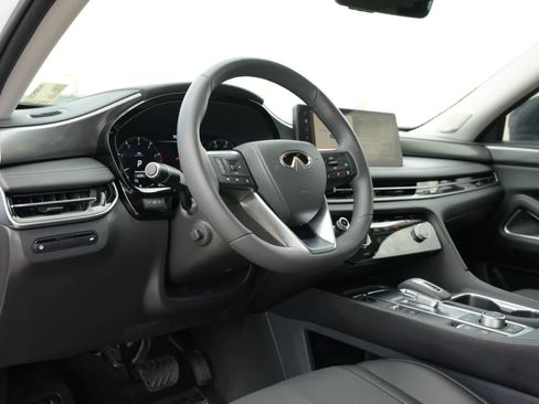 Certified 2026 INFINITI QX60 Luxe w/ Cargo Package AWD/4WD image 16