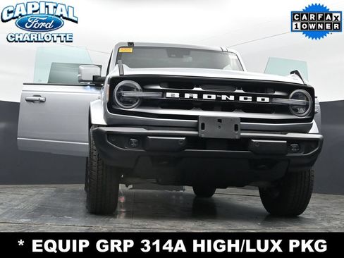 Used 2024 Ford Bronco Outer Banks AWD/4WD image 38