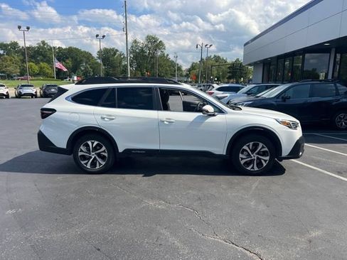 Used 2020 Subaru Outback Limited w/ Tech Package 2 AWD/4WD image 2
