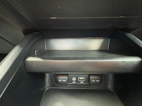 Used 2019 Kia Forte LXS FWD image 22