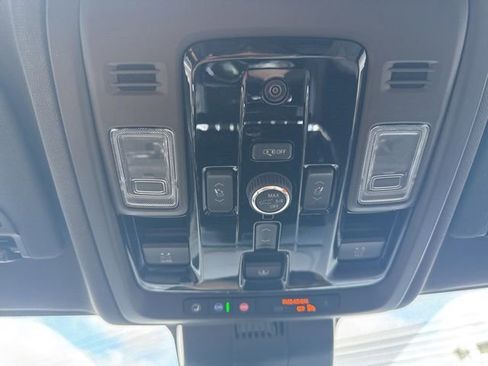 New 2026 GMC Yukon Elevation w/ Elevation Premium Package AWD/4WD image 23