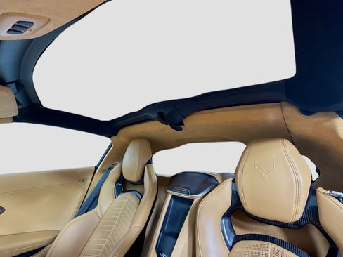 Used 2021 Chevrolet Corvette Stingray Premium Cpe w/ Engine Appearance Package image 23