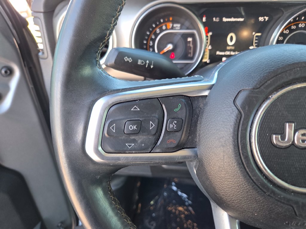 Used 2019 Jeep Wrangler Unlimited Sahara AWD/4WD image 31