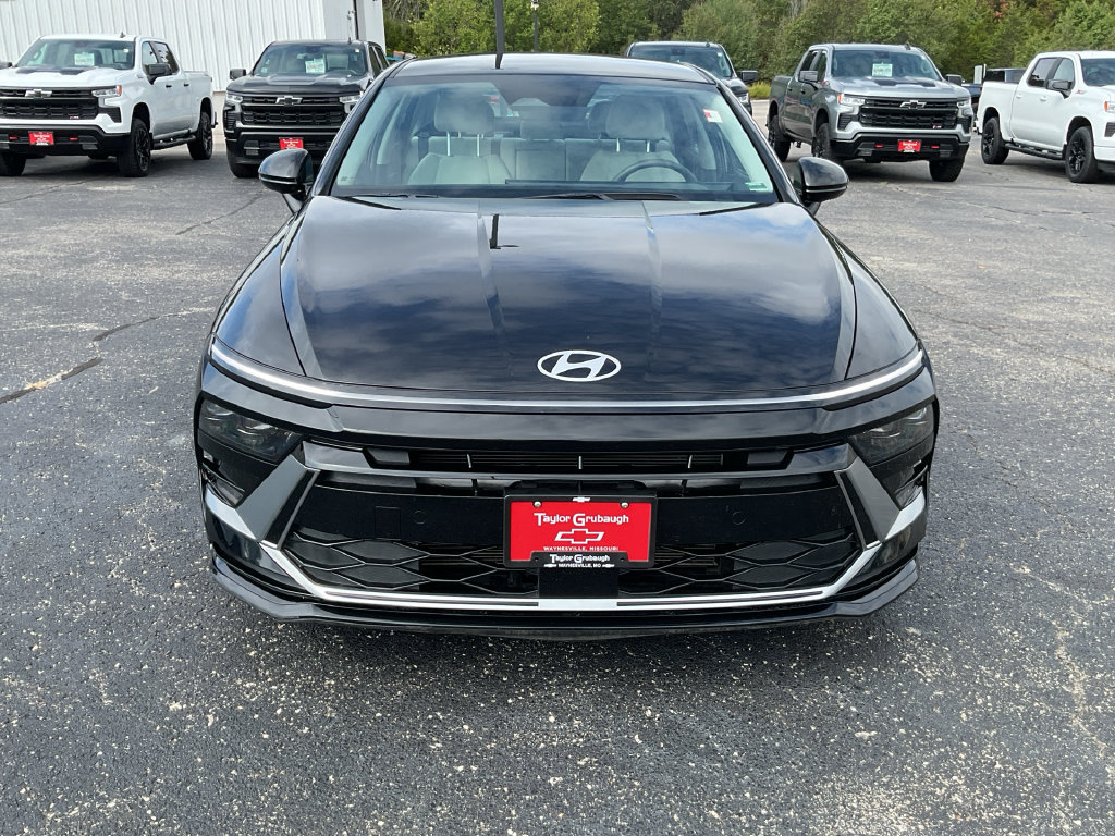 Used 2025 Hyundai Sonata SEL FWD image 3
