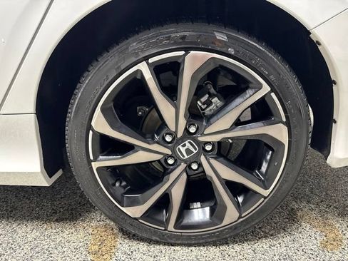 Used 2021 Honda Civic Sport image 16