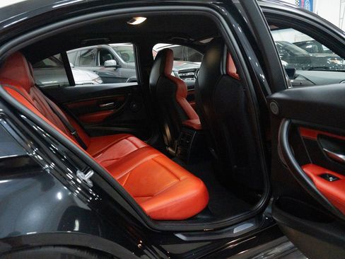 Used 2018 BMW M3 image 30