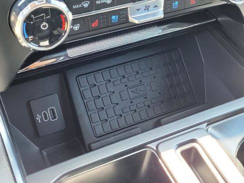 New 2025 Ford F150 Platinum w/ Equipment Group 702A High image 24