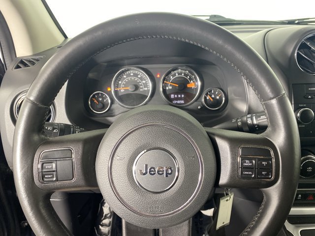 Used 2014 Jeep Compass Latitude AWD/4WD image 18