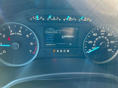 Used 2018 Ford F150 XLT w/ Equipment Group 302A Luxury image 21