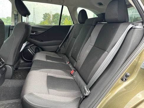 Used 2025 Subaru Outback Premium w/ Popular Package #1A AWD/4WD image 19