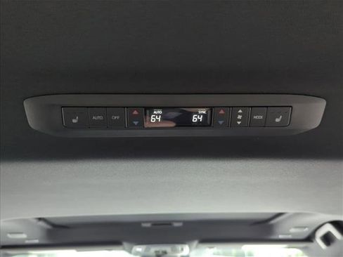 New 2026 Toyota Sienna Platinum image 25