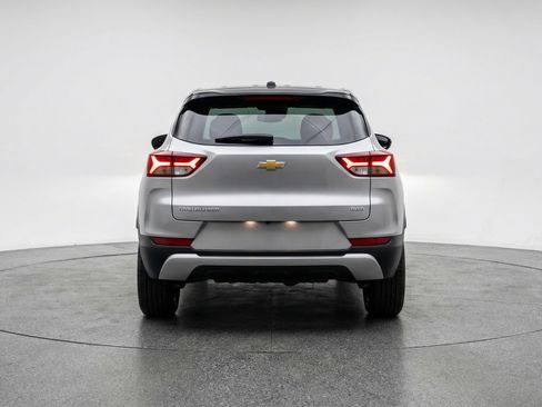 Used 2025 Chevrolet TrailBlazer LT image 7