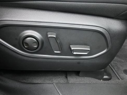 New 2026 Jeep Cherokee Limited image 27