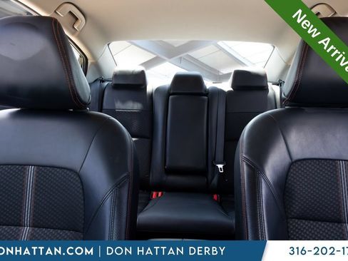 Used 2023 Nissan Altima 2.5 SR FWD image 14