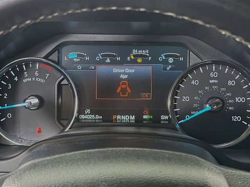 Used 2018 Ford Expedition Platinum RWD image 14