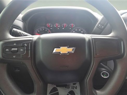 Used 2022 Chevrolet Silverado 1500 Custom image 12