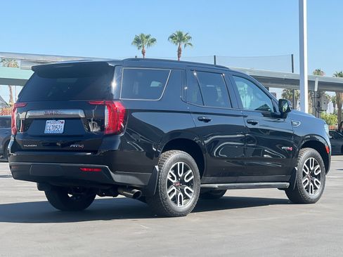 Used 2021 GMC Yukon AT4 image 3