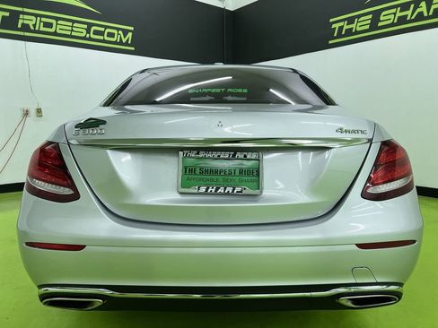 Used 2019 Mercedes-Benz E 300 4MATIC image 8