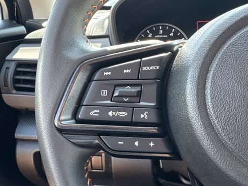 Used 2024 Subaru Crosstrek 2.5i Limited w/ Crosstrek Mirror Package image 20