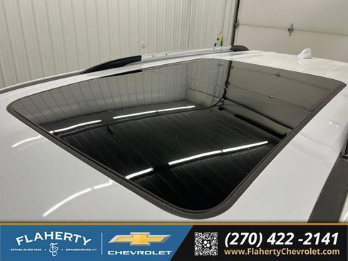 Used 2026 Chevrolet Traverse High Country AWD/4WD image 35