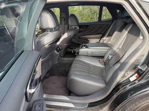 Used 2022 Lexus LS 500 w/ Interior Upgrade Package image 7