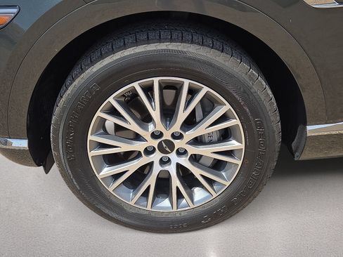 Used 2025 Genesis GV80 2.5T Standard AWD/4WD image 10