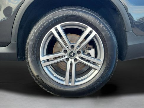 Used 2021 Mercedes-Benz GLC 300 image 9