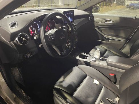 Used 2018 Mercedes-Benz GLA 250 4MATIC image 8