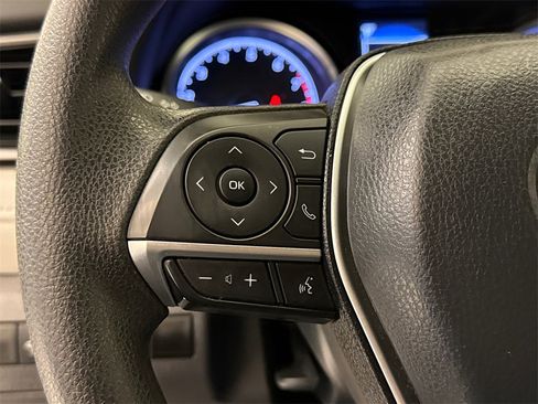 Used 2023 Toyota Camry LE image 27