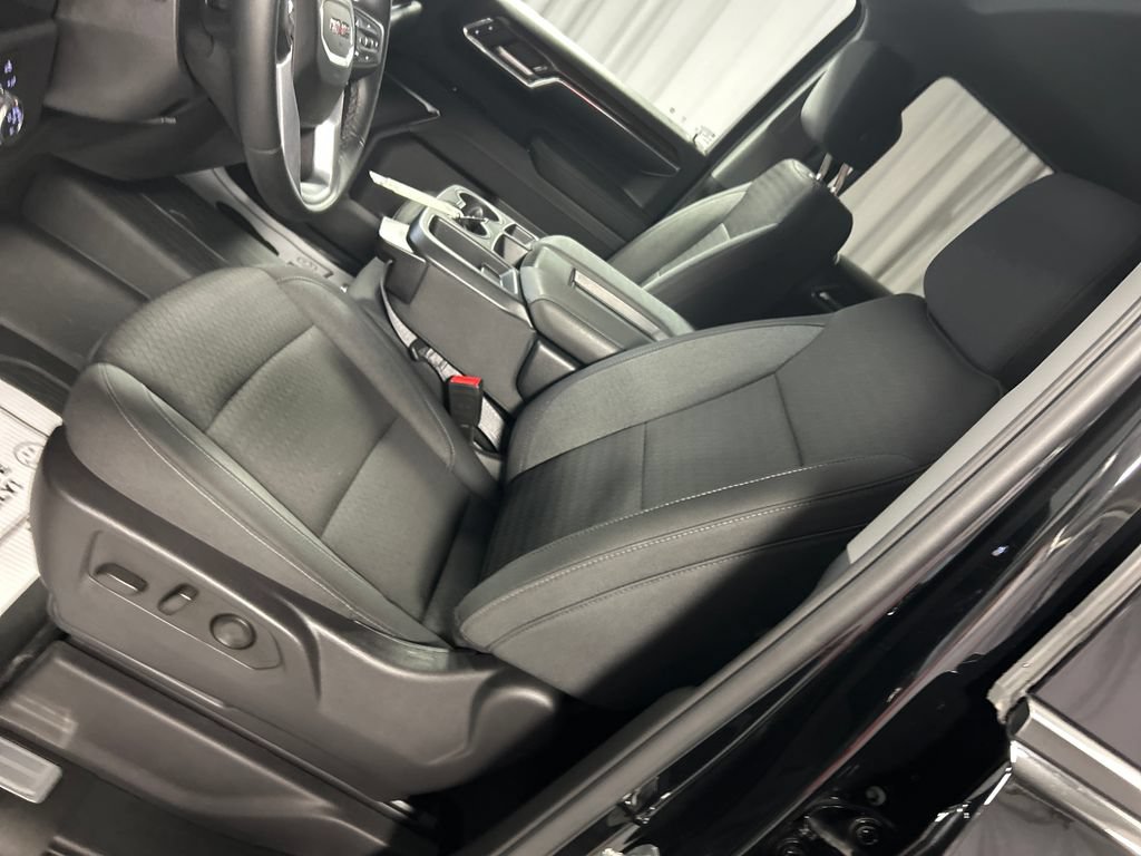 Used 2024 GMC Sierra 1500 Elevation AWD/4WD image 12