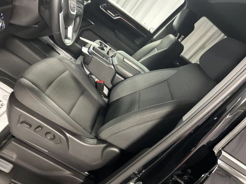 Used 2024 GMC Sierra 1500 Elevation AWD/4WD image 12