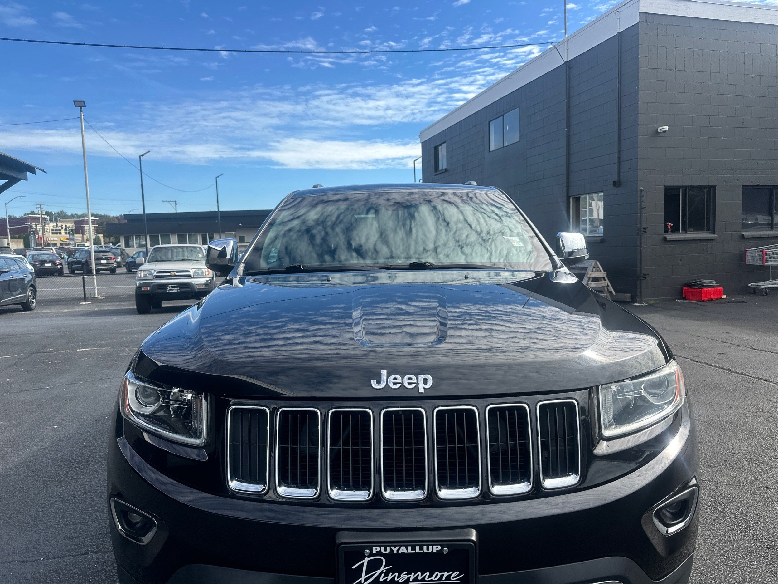 Used 2015 Jeep Grand Cherokee Limited w/ Trailer Tow Group IV AWD/4WD image 25