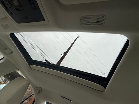 Certified 2023 Lexus ES 250 w/ Premium Package image 25