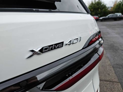New 2026 BMW X7 xDrive40i w/ M Sport Package image 17