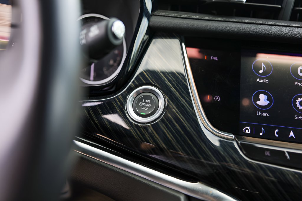 Certified 2025 Cadillac XT6 Premium Luxury FWD image 20