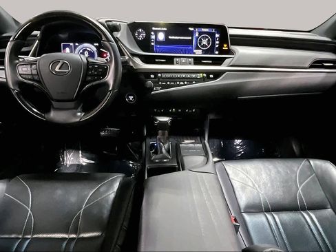 Used 2020 Lexus ES 300h w/ Accessory Package 2 FWD image 16