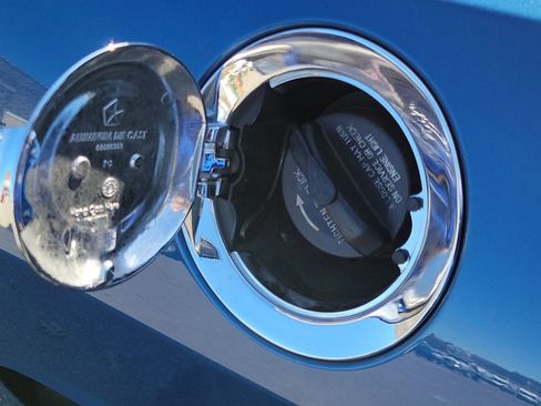 Used 2020 Dodge Challenger SXT image 25