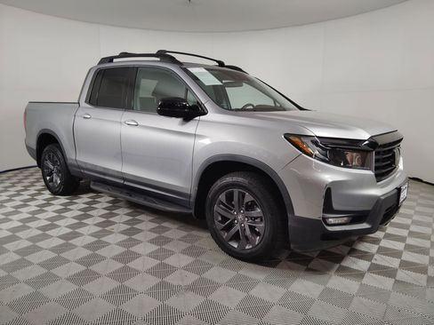 Used 2021 Honda Ridgeline Sport image 18