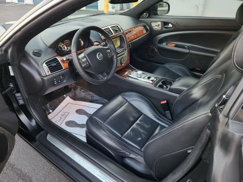 Used 2010 Jaguar XKR R RWD image 7