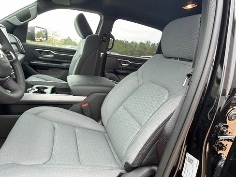 New 2026 RAM 1500 Big Horn AWD/4WD image 17