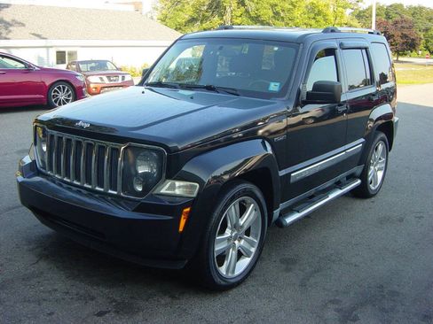 Used 2012 Jeep Liberty Limited Jet w/ Comfort/Convenience Group AWD/4WD image 1