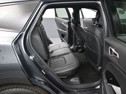 Used 2023 Kia Sportage X-Line image 32