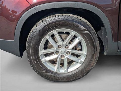 Used 2014 Kia Sorento LX FWD image 22