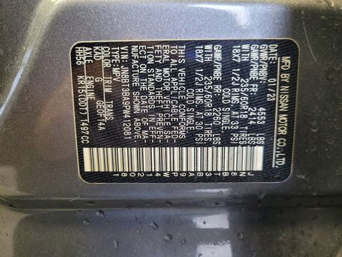 Used 2023 Nissan Rogue SV image 33