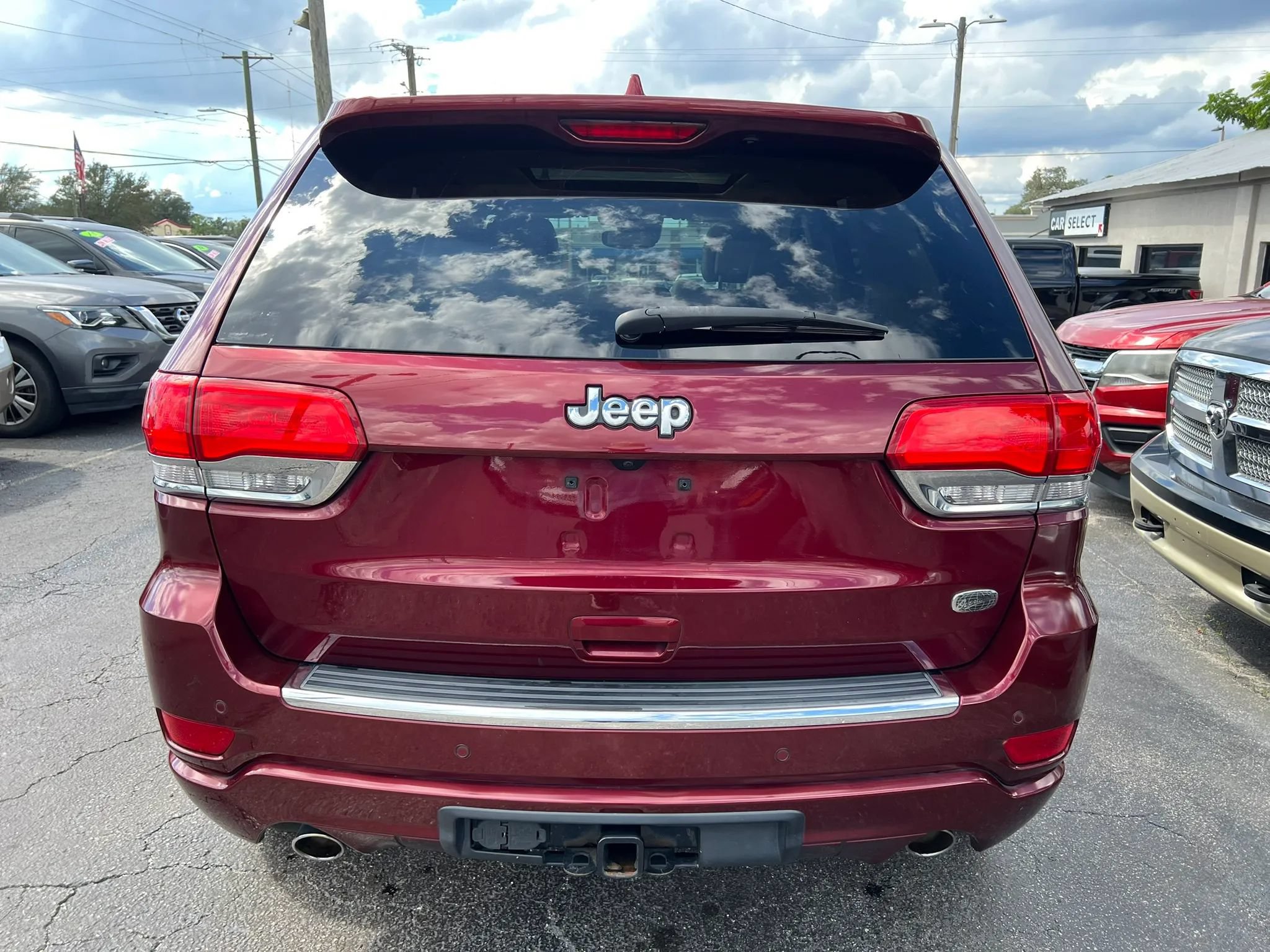 Used 2019 Jeep Grand Cherokee Overland RWD image 6