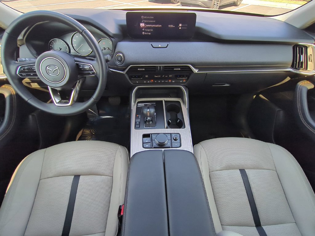 Used 2024 MAZDA CX-90 3.3 Turbo w/ Preferred Plus AWD/4WD image 13
